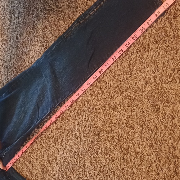 Old Navy Dark Wash Denim Jeans - Picture 7 of 8